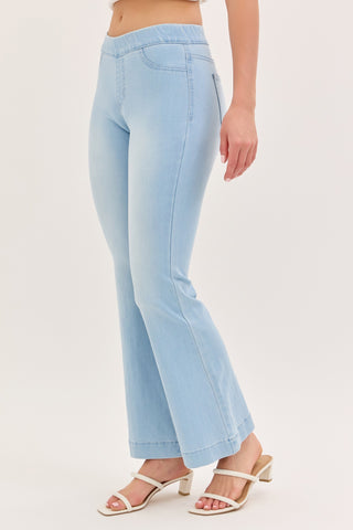 Can't Resist Cello Jeggings in Light Wash 30